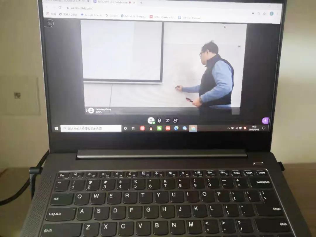 温肯紧急行动，为河北籍隔离学生专设直播课