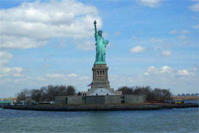 溫鐵軍：中國被美國扒了兩層皮，還有人妄想中國做美國的助手？