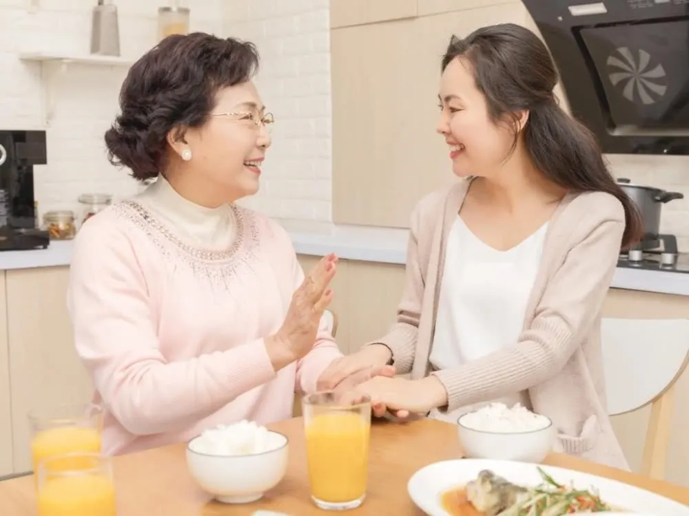 婆媳关系之殇,硬要把没有血缘关系的两个女人放在一张桌上吃饭