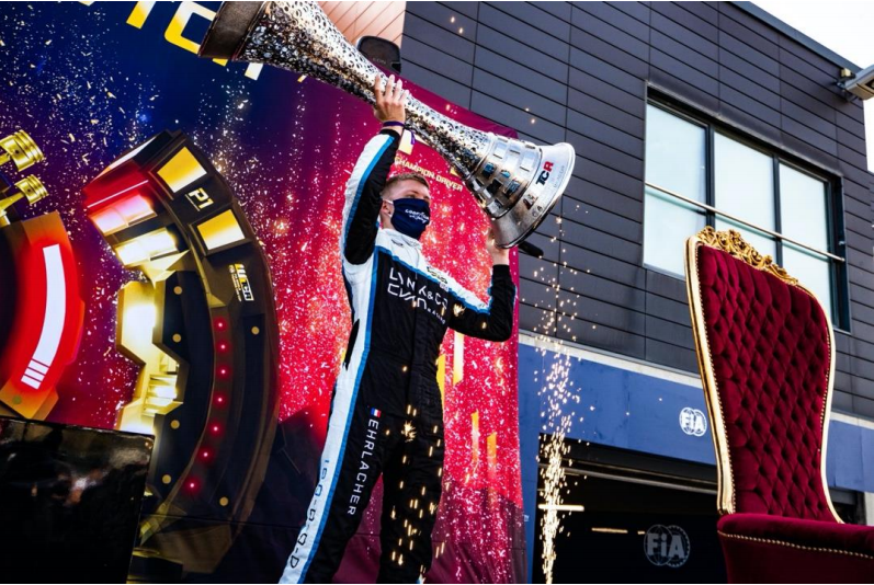 ͻ�����ҡ����ʸ߷���˳��Ӿ�չ��ҫʱ��