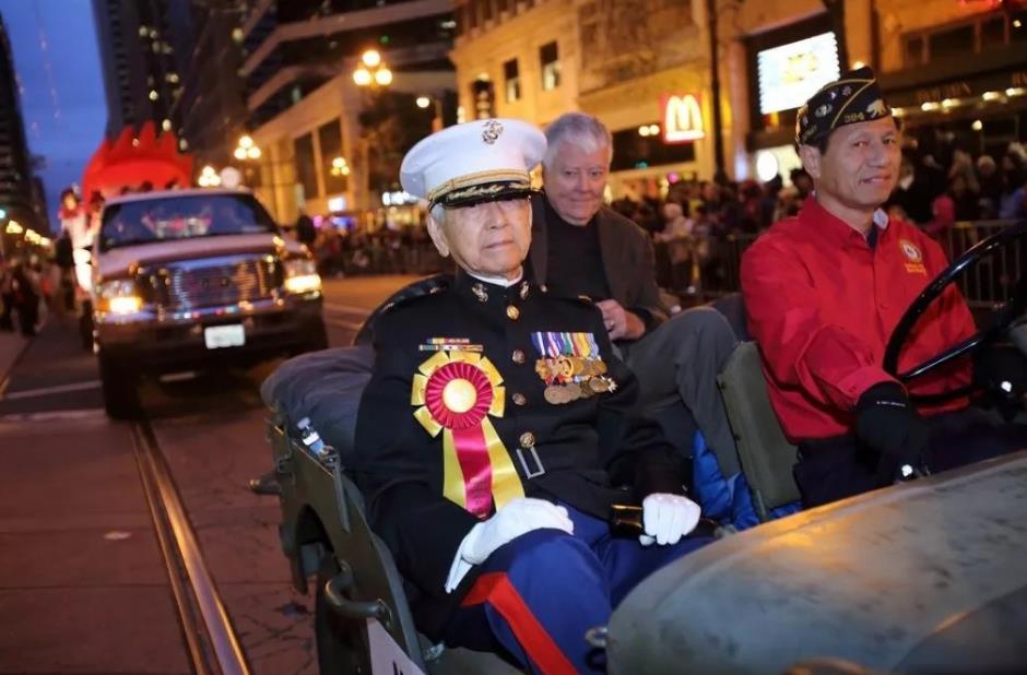 吕超然：美国华裔军官，战场大喊我是中国人，