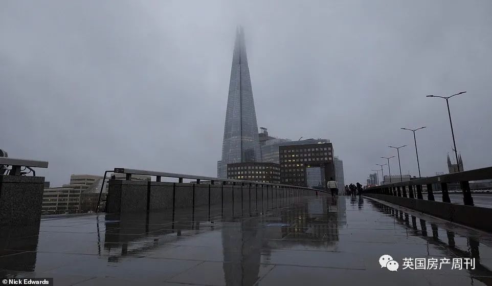 数十国家封锁英国.英镑股市暴跌！报平安：伦敦
