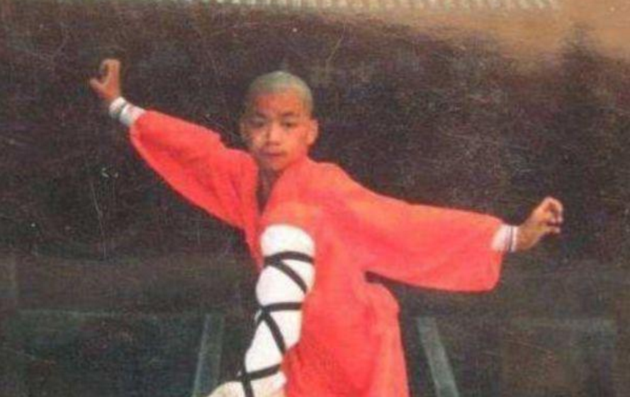 释小龙：王宝强就是“疯子”！同在少林寺长大