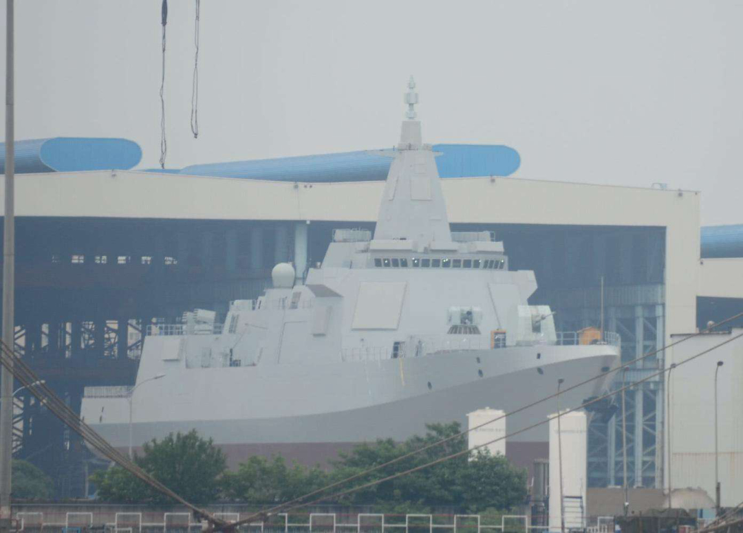 055明明是驱逐舰，为什么美国要将其划分为“巡