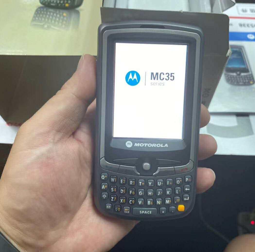 摩托罗拉手机MC35库存机不断涌现淘宝闲鱼，当初要卖6800多，现如今价格158元