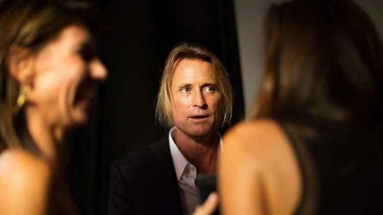 百名超模联名控诉维密潜规则，竟有模特被要求