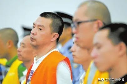 天网恢恢：20亿身家四川富豪死于非命，雷晓伟团