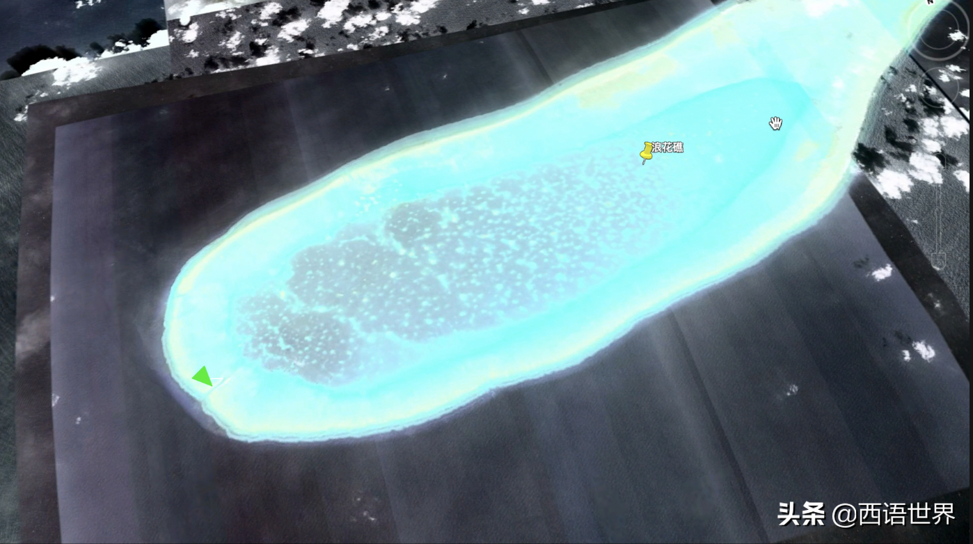 南海中心浪花礁，位于中沙和西沙群岛之间，位