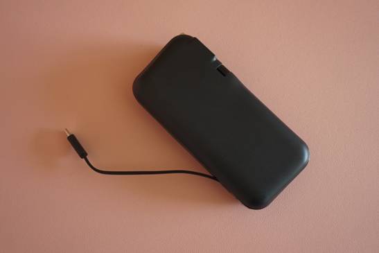 全快充、自带线、直插电-REMAX睿量五合一充电器评测