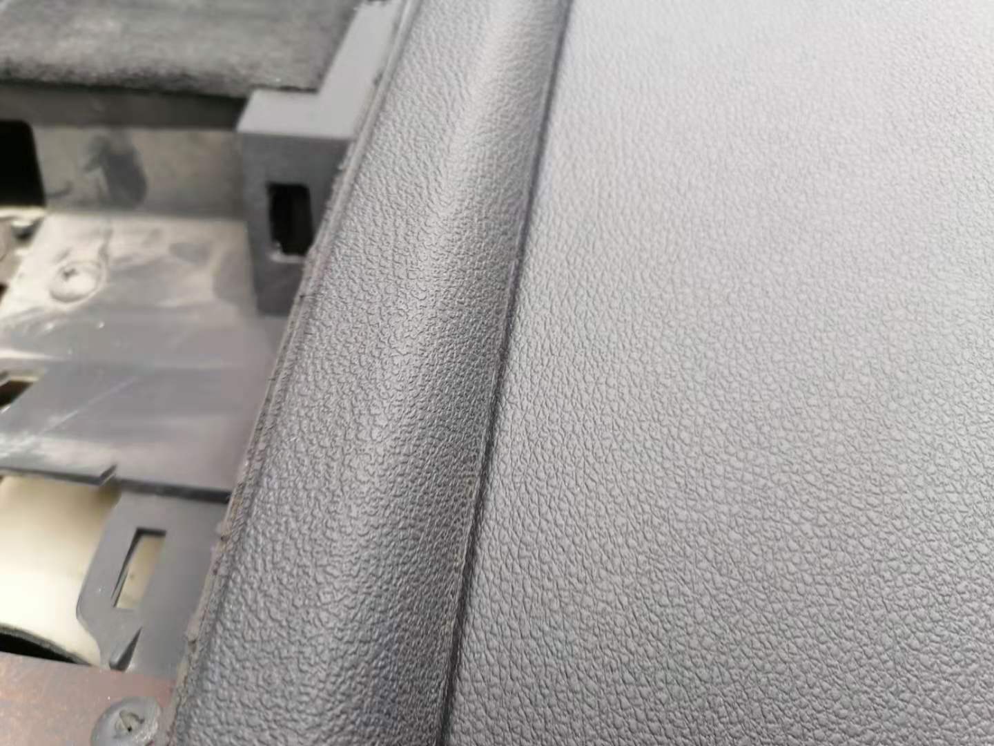 图片[26]_买二手车时怎么判断安全气囊是否打开过？这个办法车商都不知道_5a汽车网