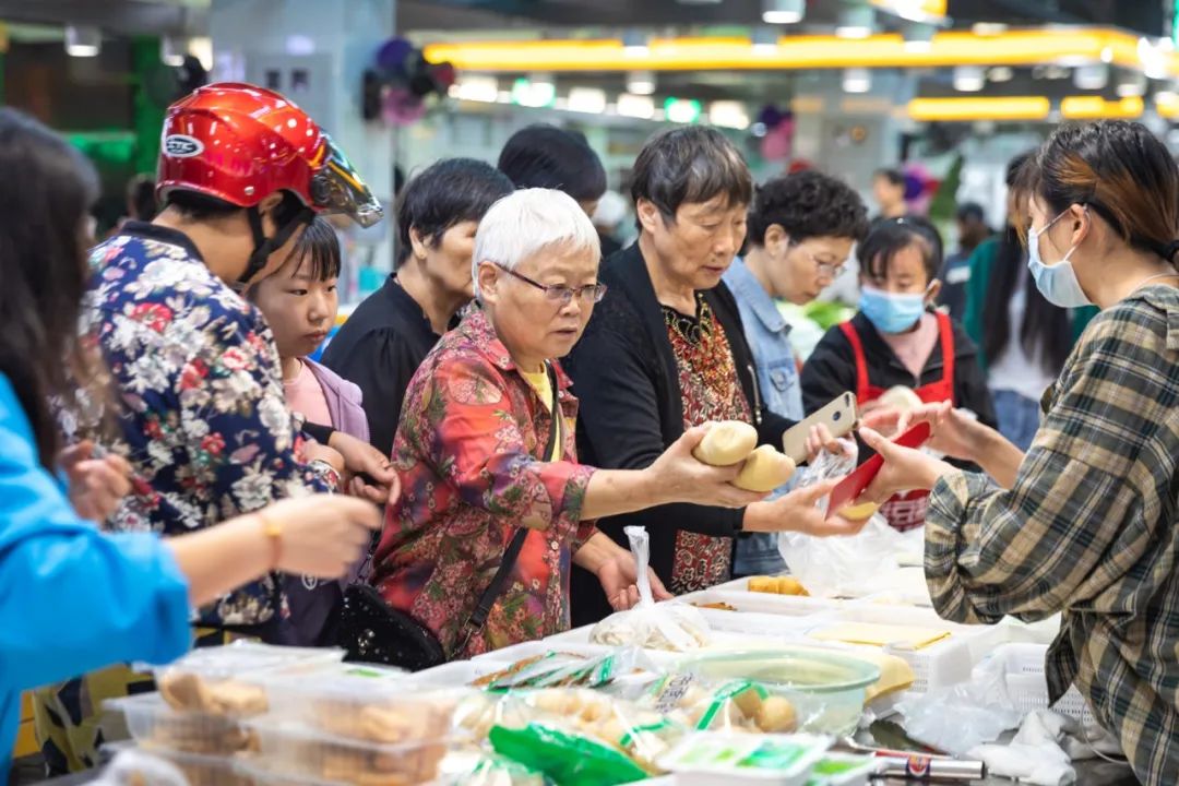 抢夺前置仓第一股：每日“优先”叮咚？