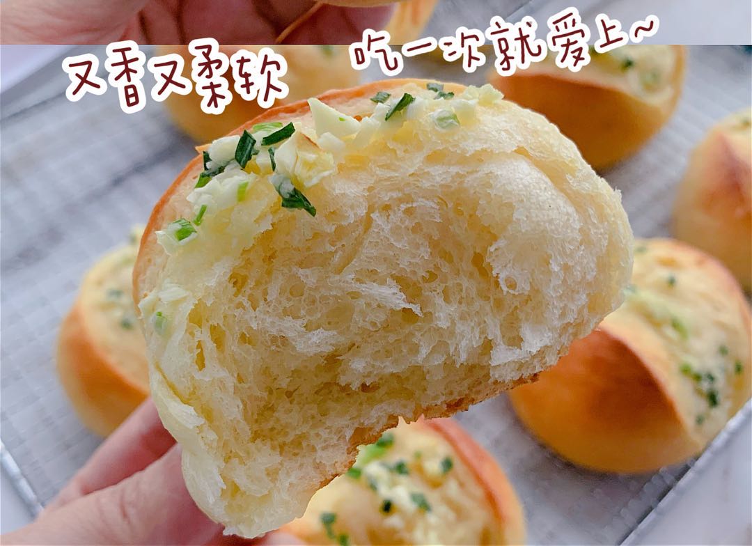 图片[3]-经典蒜香小面包做法步骤图  蒜香浓郁松软拉丝-起舞食谱网