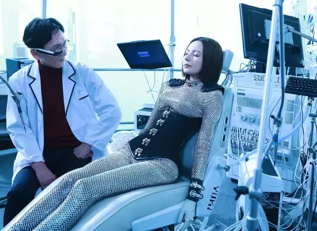 这部“弱智片”看得汗毛倒立