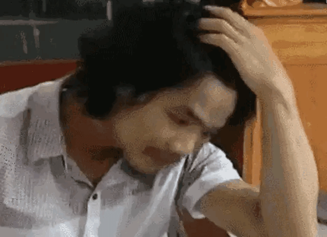 1500万抢人！周某出狱，30家网红公司蹲守签约：