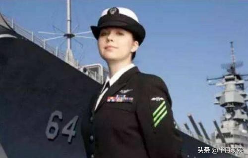 美国为啥每艘航母都要配600名女生，看完这些你