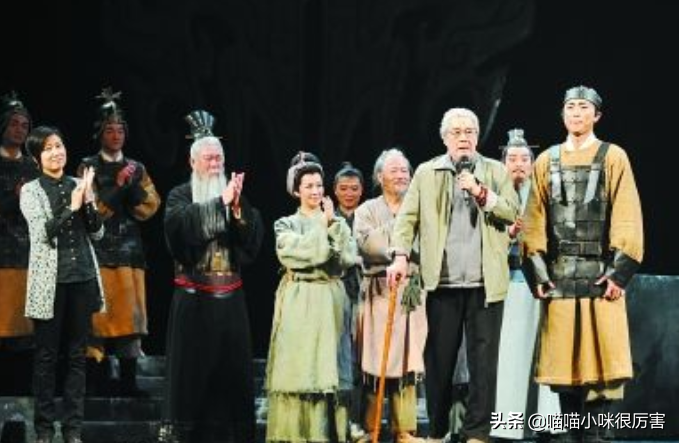 北京人艺：巍子为钱离开，王姬无戏可演出走，