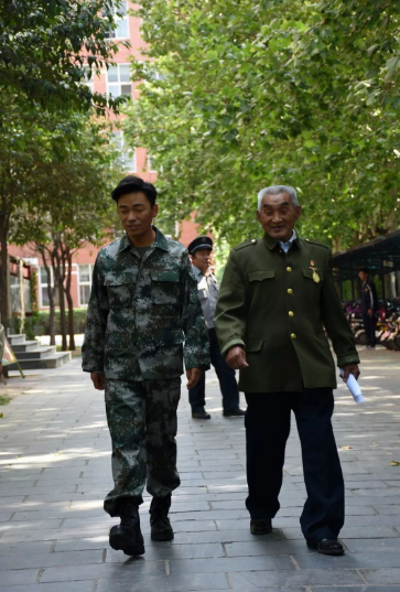 河北农民为保守机密隐姓埋名37年，身份公开之后，政府闻讯赶来