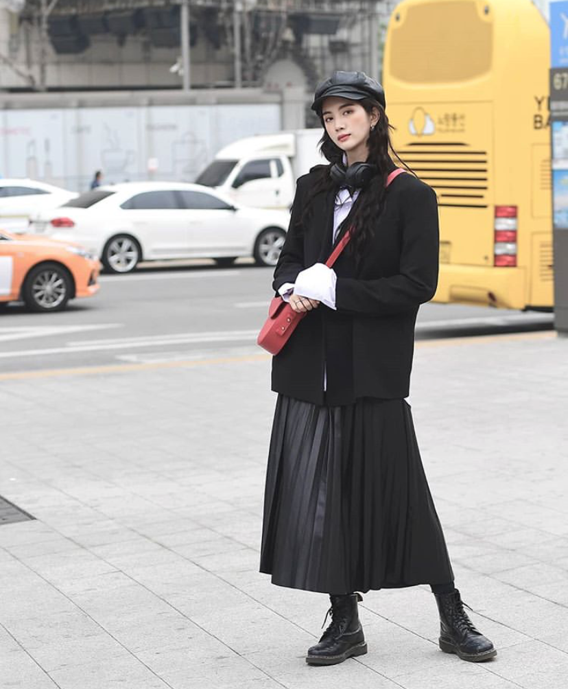 收获韩式街拍秋冬灵感，穿出甜而不腻的风格，酷也有秋冬型的利落