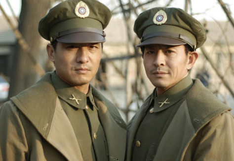 弟弟获东京影帝，哥哥凭《伪装者》走红，却无