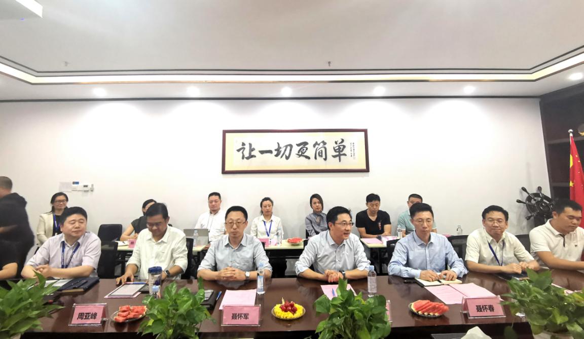 閩深交流 共謀發(fā)展——福建政協(xié)領(lǐng)導阮詩(shī)瑋一行蒞臨優(yōu)特普調研考察
