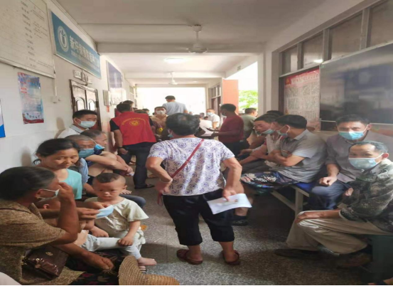 「我为群众办实事」“—记文陂卫生院在新圩新冠疫苗接种点