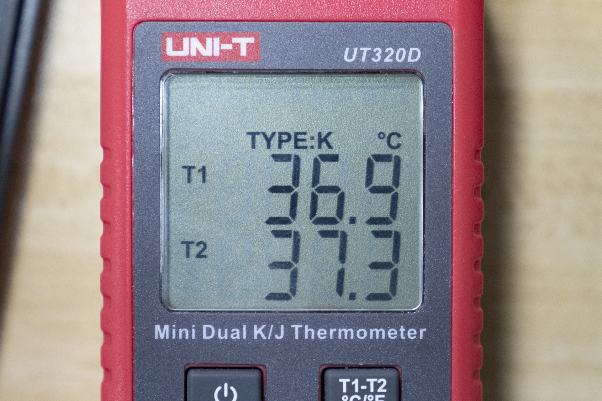 再续 B450I 的辉煌？微星B550I EDGE拆解评测
