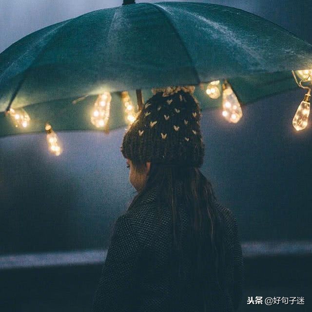 形容心痛到极点的句子 痛到骨子里心碎的句子图片