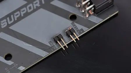 微星MEG Z490 GODLIKE主板评测：旗舰就该这样子