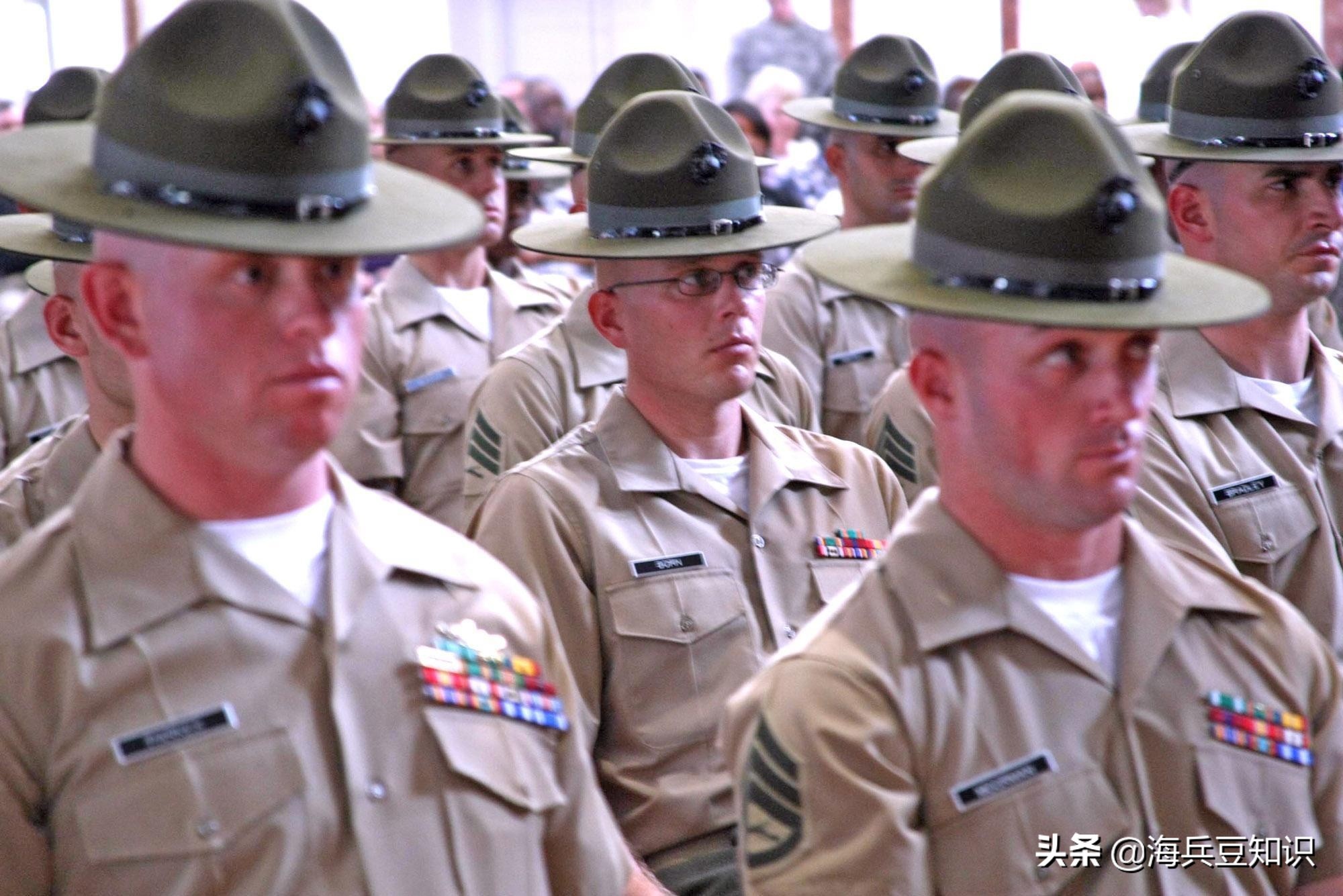 “老练威严”美国海军陆战队中教官帽的历史渊源及使用