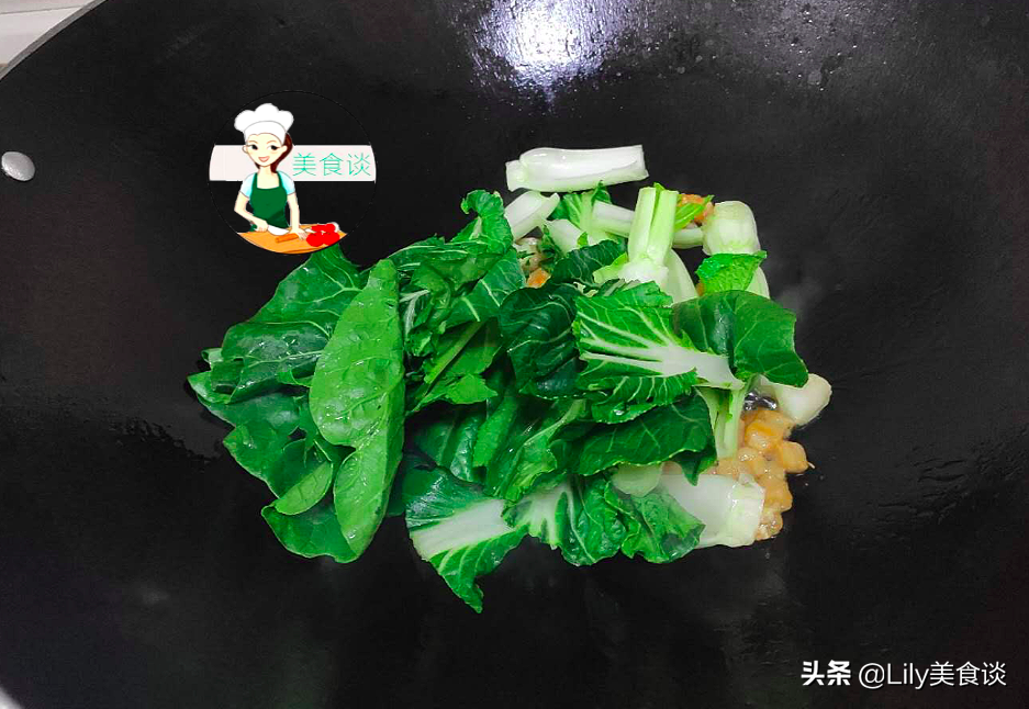 天凉了，早餐儿子最馋这碗面，10分钟就搞定，早餐吃它营养耐饿