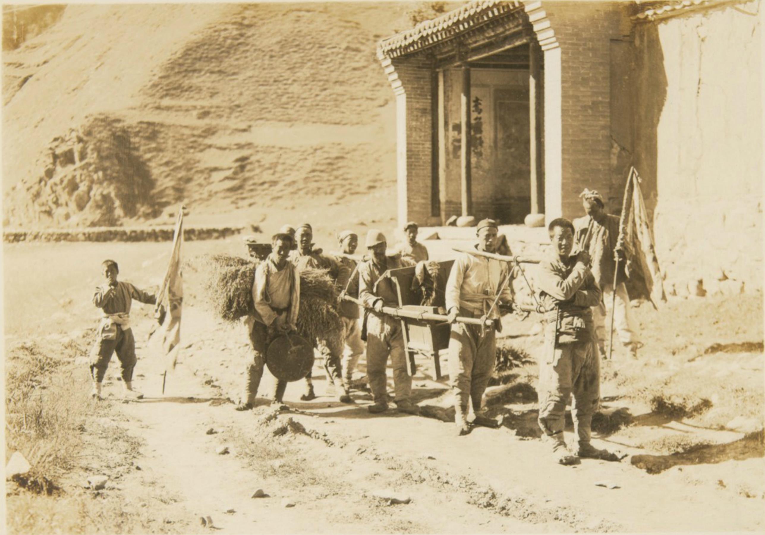 1928年五台山老照片民国时不如今日香火盛