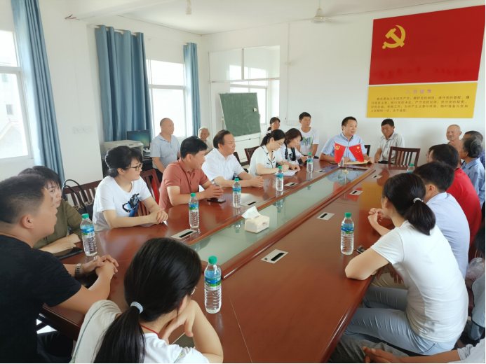 省婦幼保健院駐村扶貧工作隊圓滿完成脫貧攻堅任務(wù)
