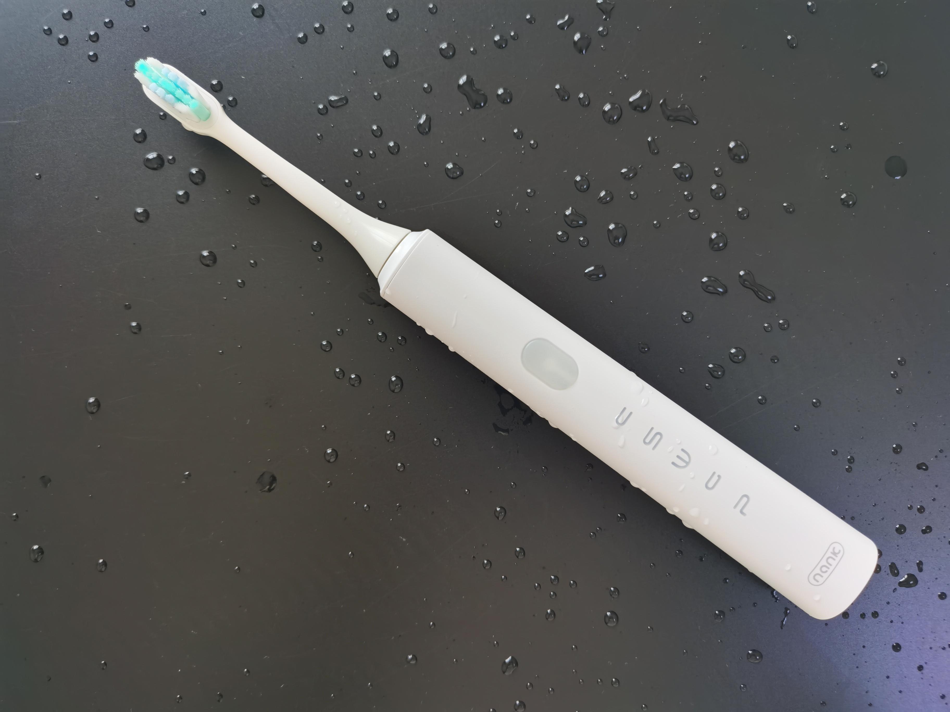 南卡电动声波牙刷体验，科技守护牙齿健康