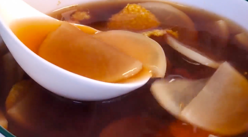 橘子皮不要扔，放鍋裡一煮，原來作用這麼厲害，家人常喝對身體好