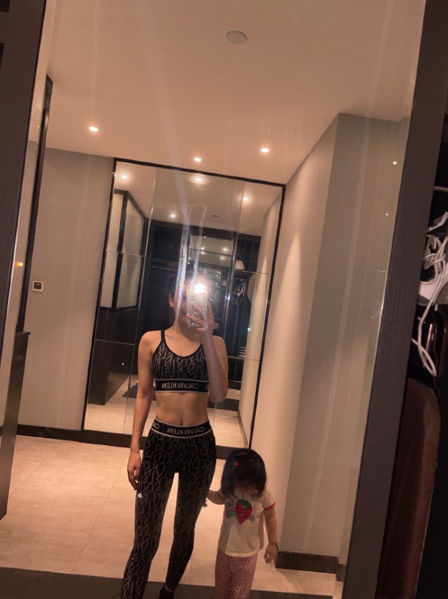 真贤妻！郭富城晒旧照为老婆庆生被吐槽，方媛甜蜜回应力挺老公