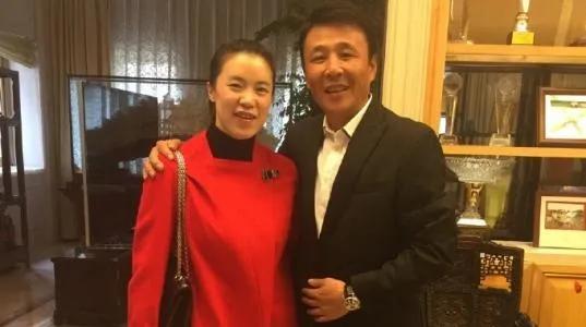 王楠的故事：世乒赛三连冠第一人，曾患癌症，大八岁老公不离不弃