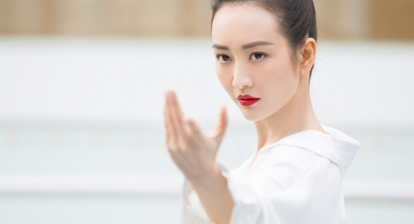 王鸥的悲惨故事，也救不了深夜对剧本事件的影