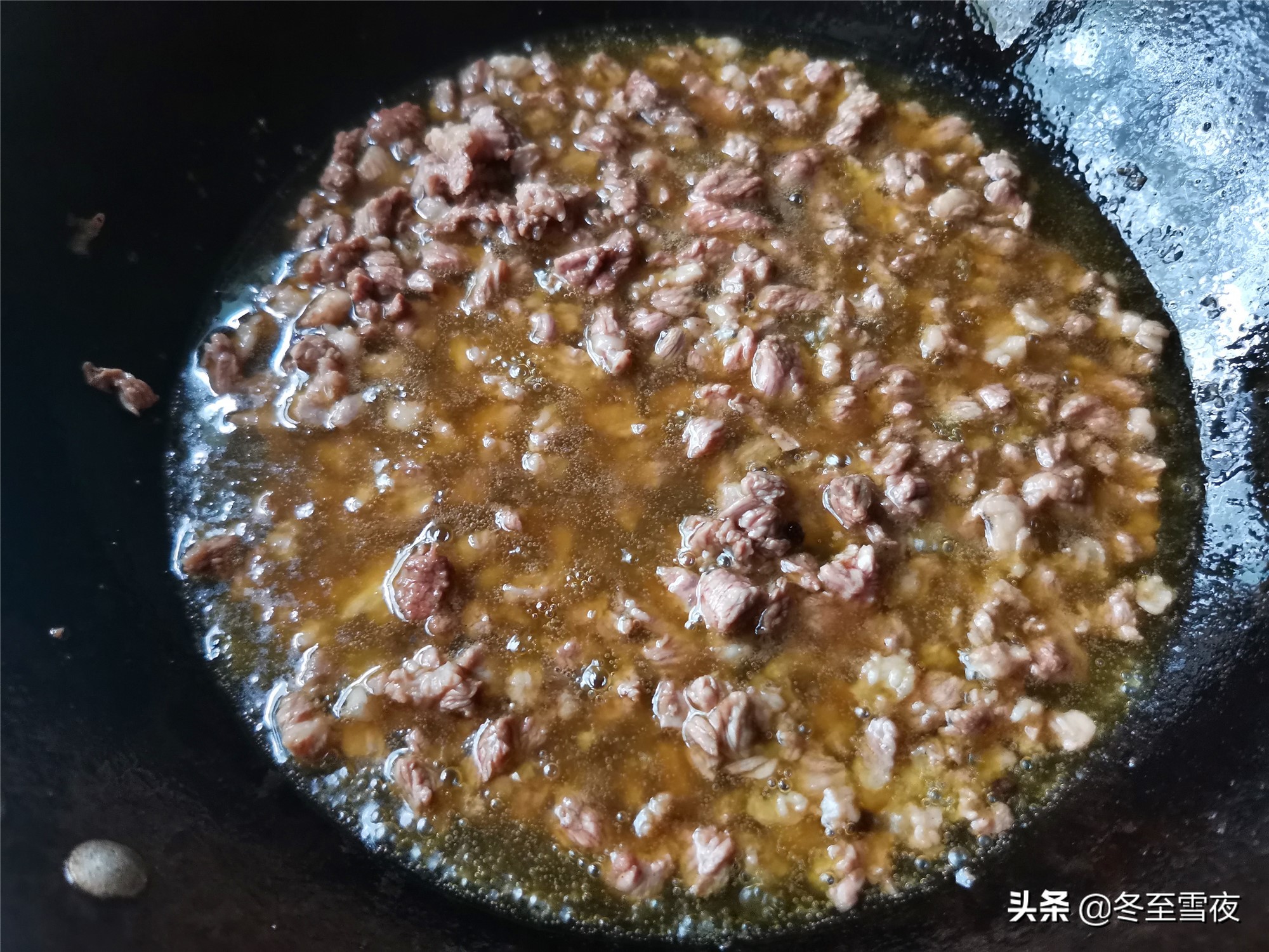 In autumn, it’s the time to make beef sauce. I will teach you how to make northeastern beef chili sauce instead of going to the supermarket.