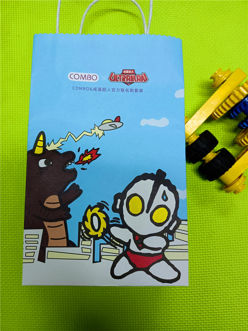 2歲孩子刷牙，選好牙刷是關(guān)鍵，拖得越久傷害越大