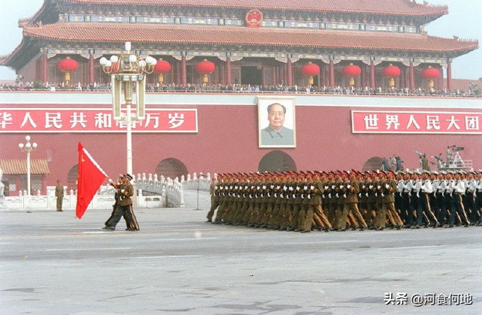 1984年国庆节大阅兵，为什么能够成为最受瞩目的