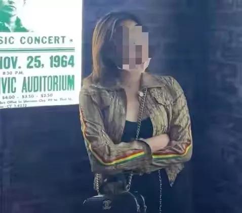 知名女主持人公开卖惨引群嘲：你哭穷的样子，