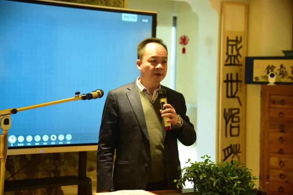 Flourishing contains seed of annual meeting ｜ " rat " not easy, "Ox " turn heaven and earth, 2021 our against the wind and row