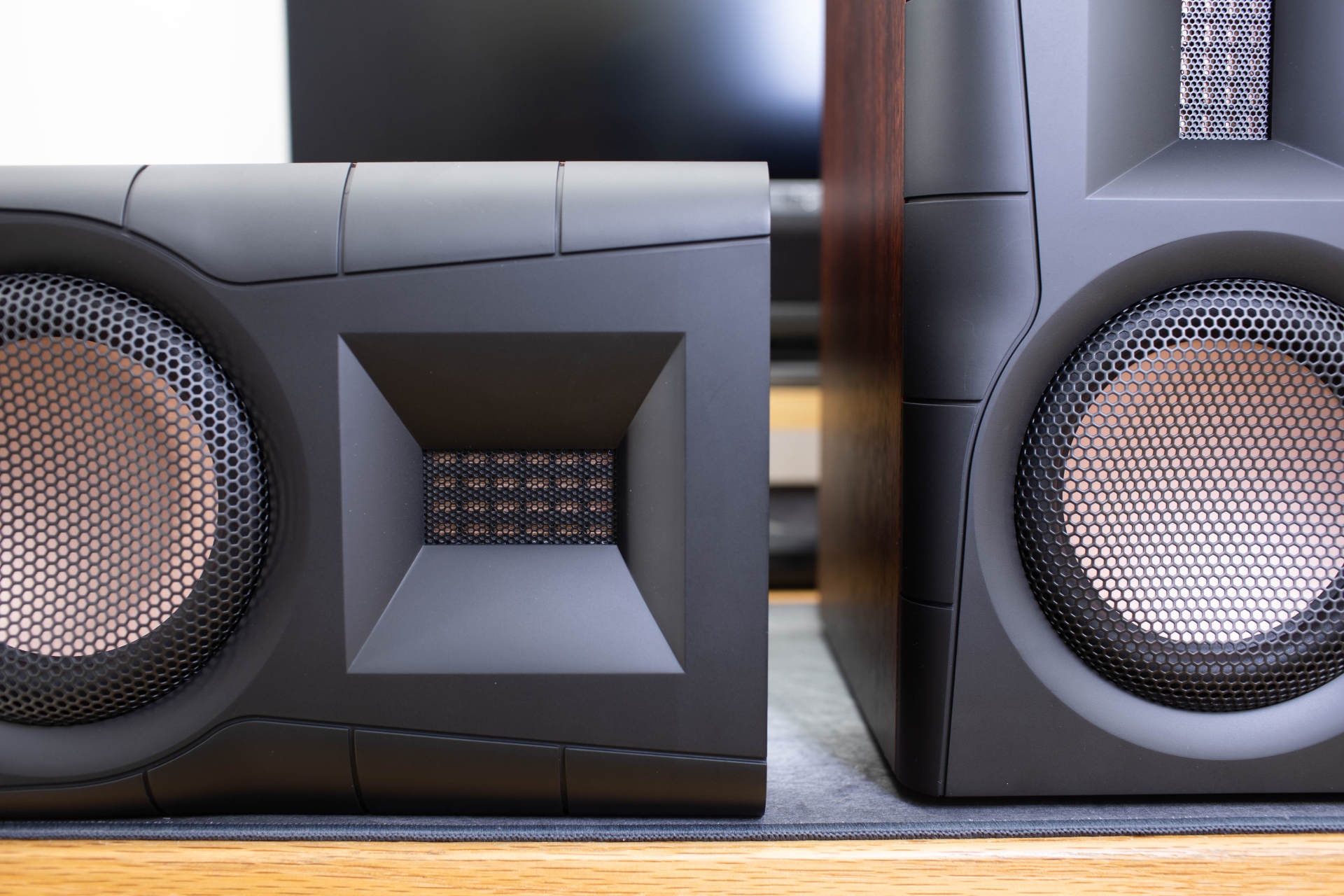 2021值得推荐的桌面20音箱惠威d200使用评测