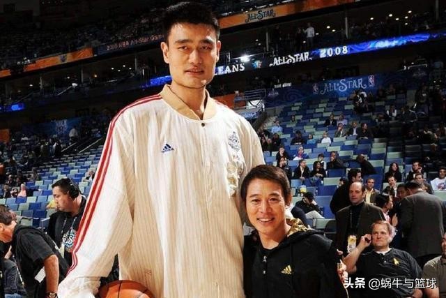 姚明除了身高一无是处？有哪些球员比姚明高，在NBA成就如何？