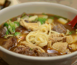 内江人的早餐，一碗重油重辣的牛肉面