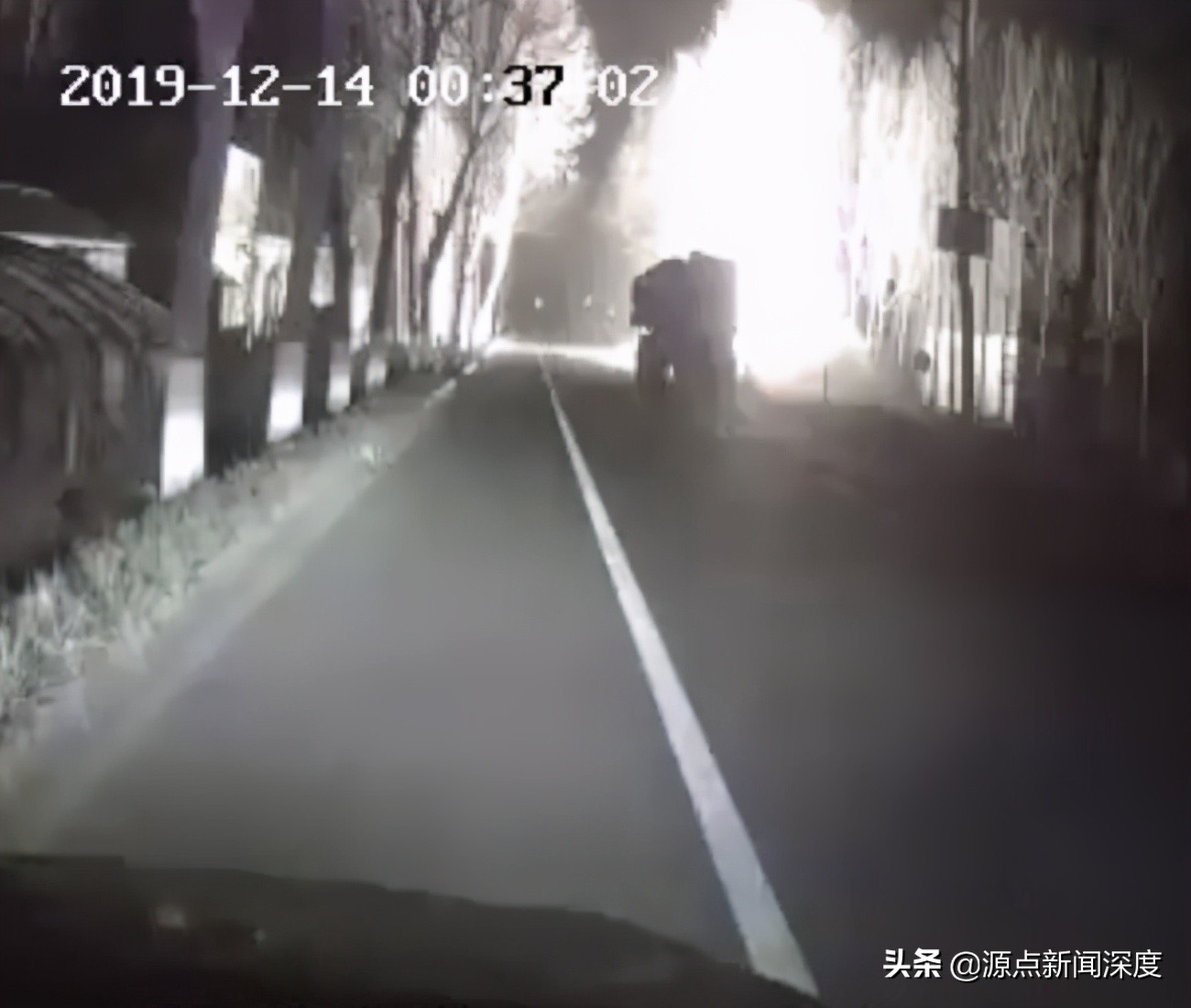 山东一司机发生车祸起火一死一伤，判担全责被