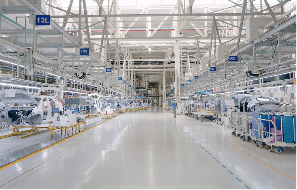 绝不以牺牲环境来发展产业 姚振华的绿色工厂受到认可