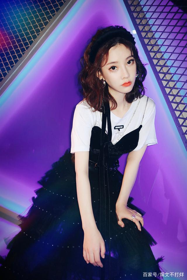 湖南卫视的亲女儿，提前数月邀请当晚更是给数