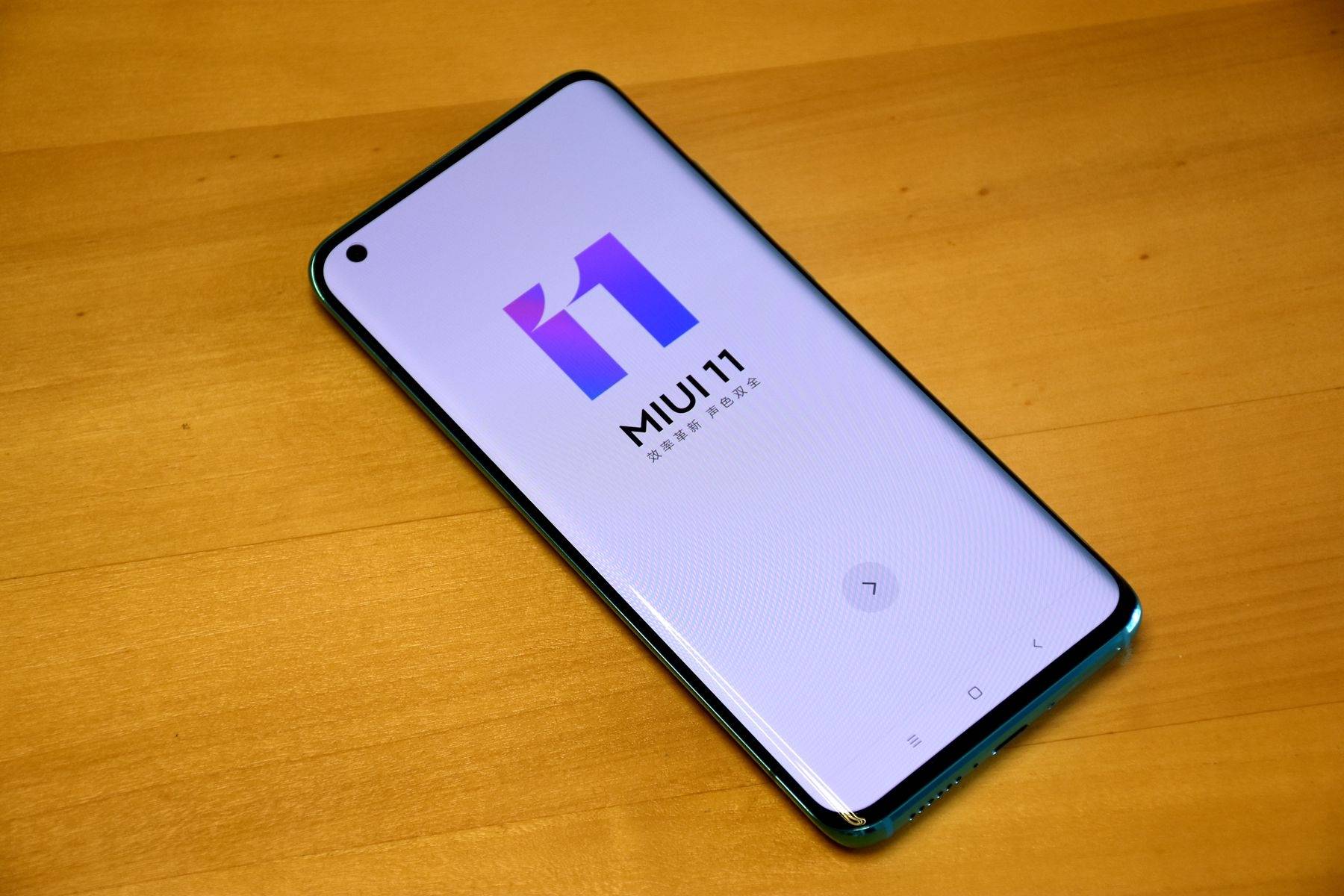从3999降到2989，小米旗舰降成二手价！米粉：终于等到了