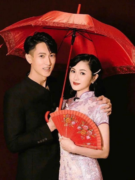 吴尊老婆不出道可惜了,穿上旗袍后的她,优雅